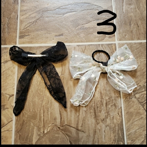 Various hair accessories - Picture 5 of 12